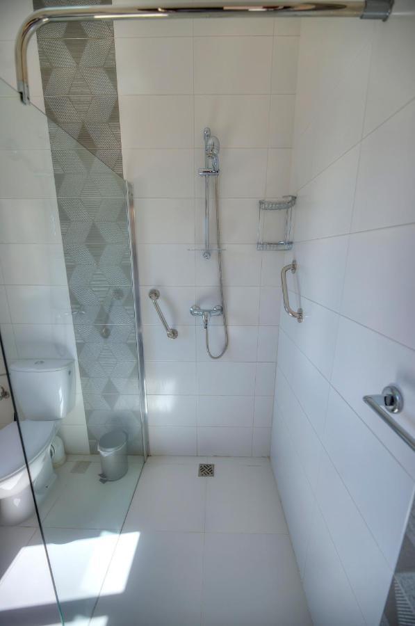 Beautifully Furnished Seafront 4 Bedrooms Goslm-4 Sliema Esterno foto