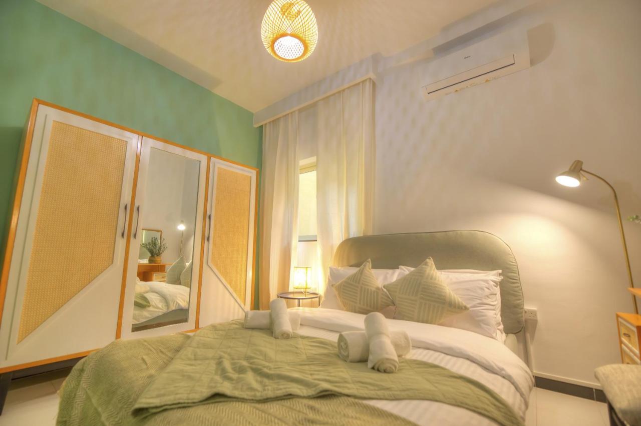 Beautifully Furnished Seafront 4 Bedrooms Goslm-4 Sliema Esterno foto