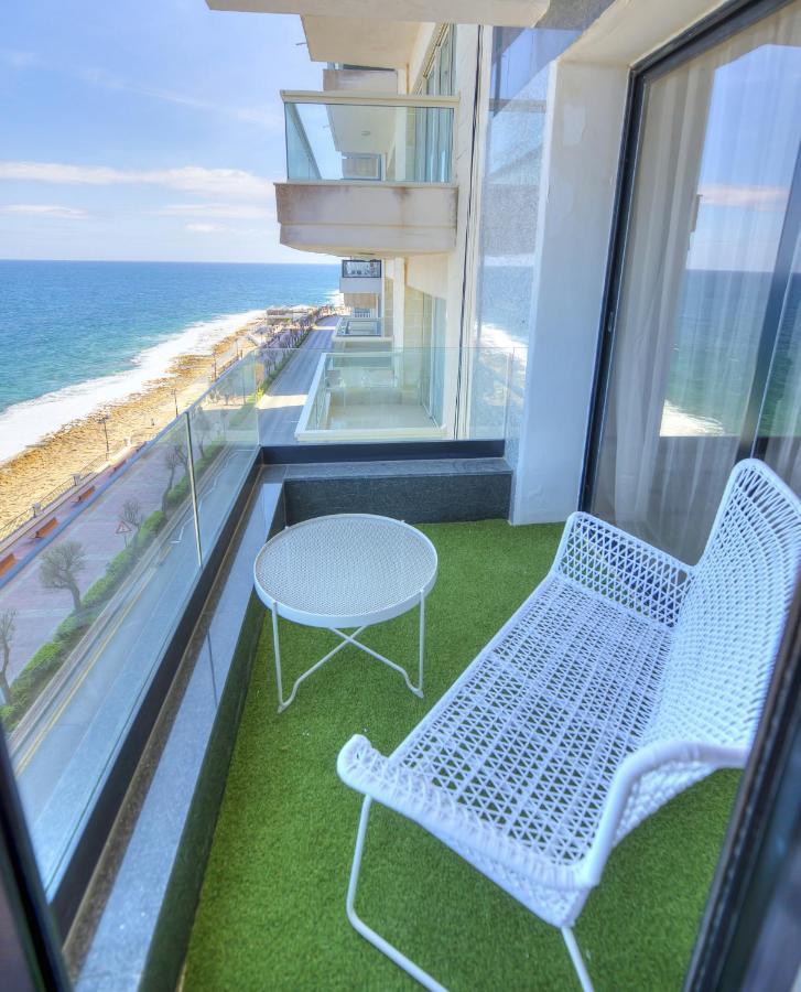 Beautifully Furnished Seafront 4 Bedrooms Goslm-4 Sliema Esterno foto